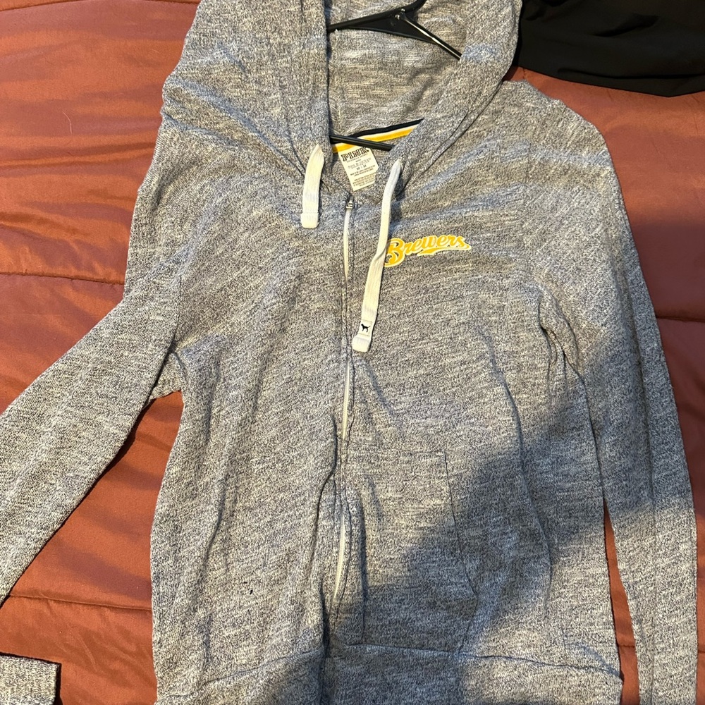 PINK Brewers zip up